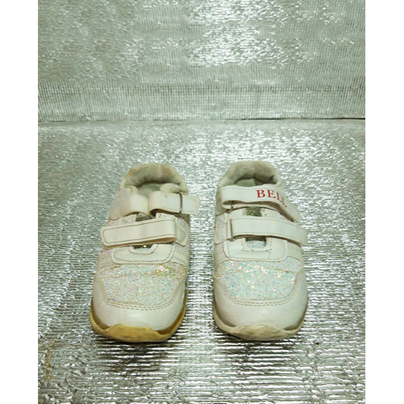 รองเท้าเด็กสีขาว-sneaker-white-เบอร์-30-มือสองสภาพ-80