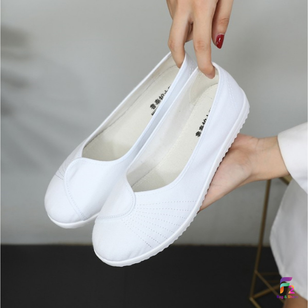 f2-พร้อมส่ง-รองเท้าคัชชูพยาบาล-พื้นขอบหยัก-สีขาว