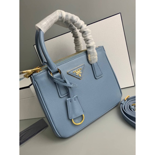 Prada Galleria Saffiano leather mini bagเทพ 📌size 20x14.5x9.5cm