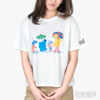 DOSH WOMENS CROPPED TOPS SESAME STREET เสื้อยืดทรงครอปหลวม ผู้หญิง FSEWT1001-OW