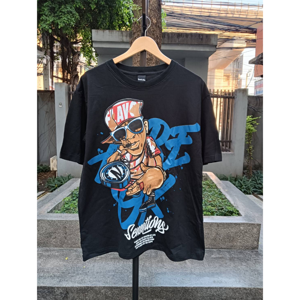 เสื้อยืดhiphop-แนวสตรีท-ผ้าคอตตอน-ทรงโอเวอร์ไซส์-งานสกรีน-ไมใช่งานพิมพ์