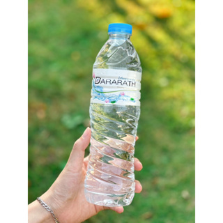 ภาพขนาดย่อของภาพหน้าปกสินค้าน้ำดื่ม น้ำดื่มสะอาด น้ำดื่มดารารัศมิ์ ขนาด 600 ml จำนวน 12 ขวด Dararath drinkingwater (แพค 12) จากร้าน chatrathip_beverage บน Shopee