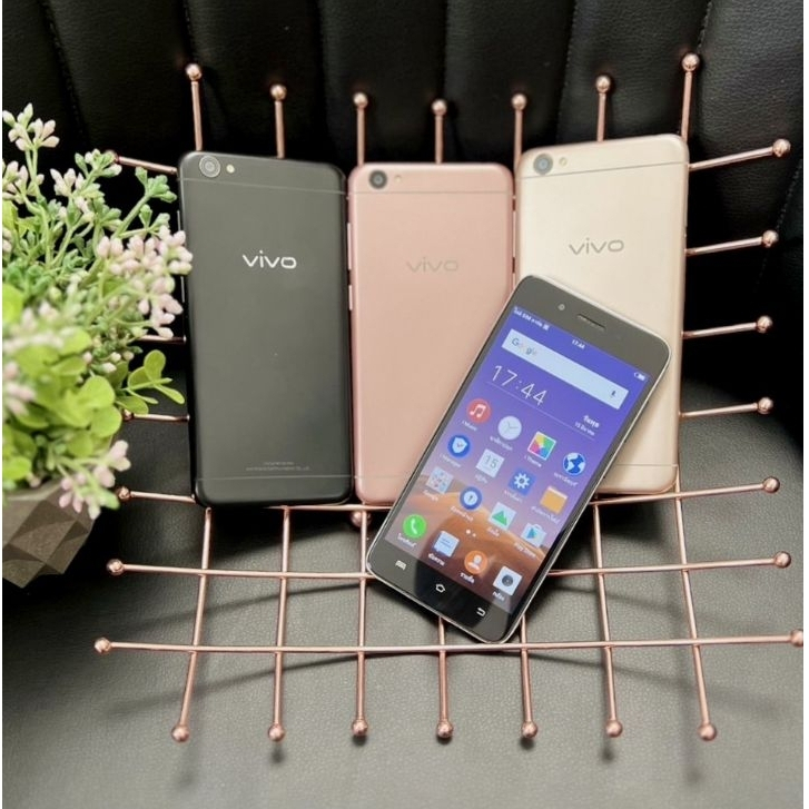 ภาพหน้าปกสินค้าVivo​ y55 มือถือ​มือสอง​สภาพ​สวย​ ฟรีชุด​ชาร์ต​ จากร้าน fangfangfang04 บน Shopee