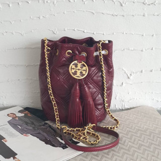 🎀 (สด-ผ่อน) กระเป๋า crossbody Tory burch สีแดง 80740 TORY BURCH FLEMING SOFT GLAZED MINI BUCKET BAG (shop)