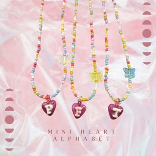 Mini heart alphabet สร้อยคอลูกปัด จี้ดินปั้นตัวอักษร แจ้งสีและตัวอักษรในแชท