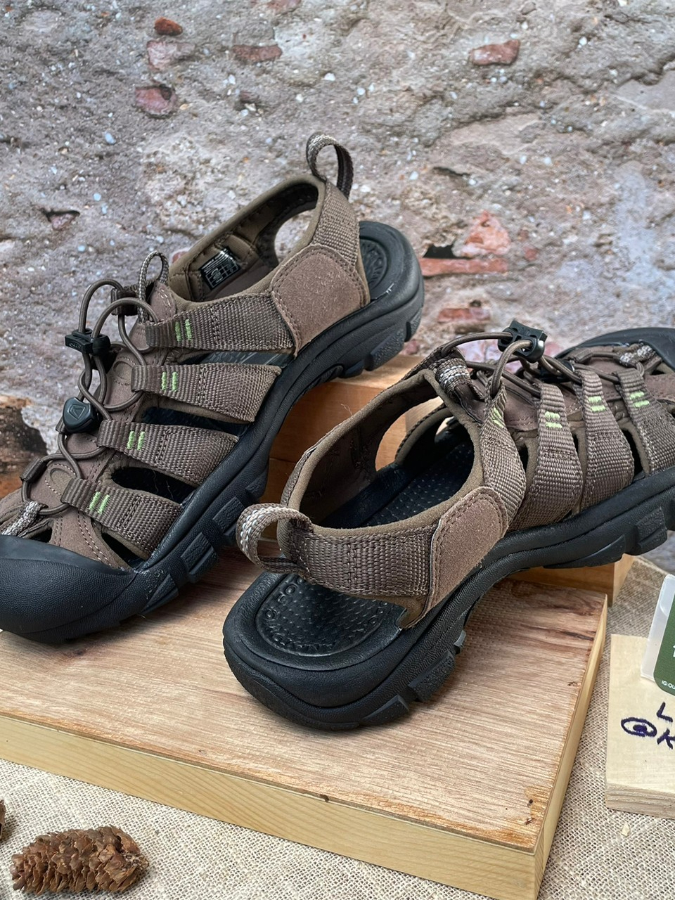 keen-newport-h2-ของแท้100-40-25-5cm