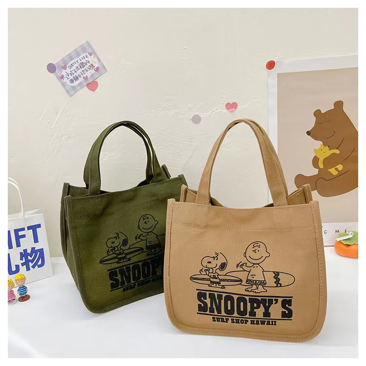 กระเป๋าถือ-snoopy-tote-bag-ผ้าหนา-อยู่ทรง-ถือเเบบเก๋ๆ-ลายน่ารัก