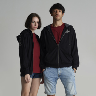 ภาพขนาดย่อของภาพหน้าปกสินค้าMc JEANS เสื้อกันหนาว มีฮู้ด ผ้านุ่ม ระบายอากาศได้ดี เสื้อ ฮู้ด mc มีให้เลือก 3 รุ่น MJHP0 จากร้าน mc_jeans_officialstore บน Shopee