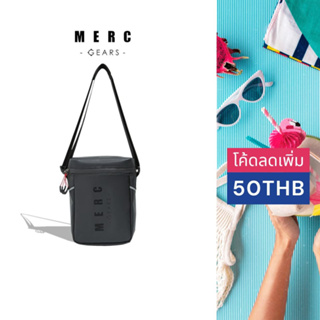สินค้า Merc Gears กระเป๋าสะพายข้าง วัสดุกันน้ำ รุ่น Petit สีดำ