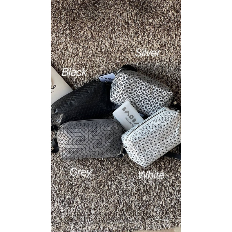 BAO BAO ISSEY MIYAKE SADDLE BAG Shopee Thailand