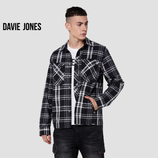 DAVIE JONES เสื้อเชิ้ต ผู้ชาย แขนยาว ทรง Regular ลายตาราง ลายสก็อต สีดำ Long Sleeve Plaid Shirt in black SH0107BK