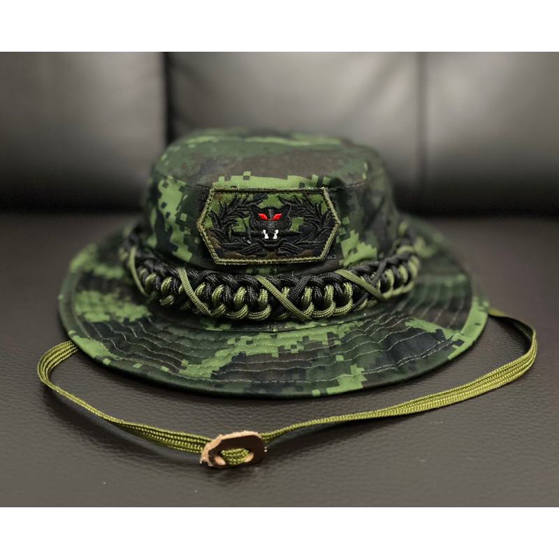 หมวกปีกลายพรางทบ-รุ่นใหม่-หมวกปีกสั้นทหารบก-ติดตีนตุ๊กแกอาร์มหน้าหมวก-เนื้อผ้าหมวกดีมากๆ