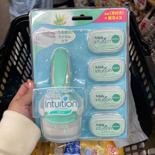 ⭐️ของแท้จากญี่ปุ่น⭐️ที่โกนขน Schick Intuition ช่วยให้กำจัดขนได้อย่างเรียบเนียนเกลี้ยงเกลา มาในชุดสุดคุ้ม