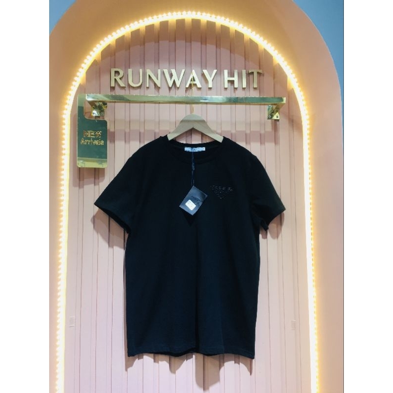 new-runways-hit-collection-prada-2023-t-shirts-ผ้า-cotton
