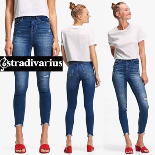Stradivarius Woman Skinny Jeans 💯