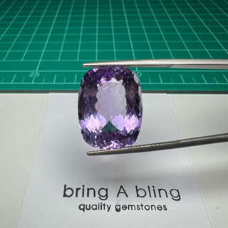 อเมทิสต์ Amethyst (25x19.5x13.4)mm น้ำหนัก 38.70 ct จากบราซิล พลอยธรรมชาติ ไม่ปรุงแต่ง สีสวยมากครับ เม็ดใหญ่