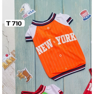 Pet clothes -Doggydolly  เสื้อผ้าแฟชั่น  สัตว์เลี้ยง  หมาแมว คอกลมมีแขน  NEW YORK สีส้ม ขนาดไซส์ 1-9 โล  T710