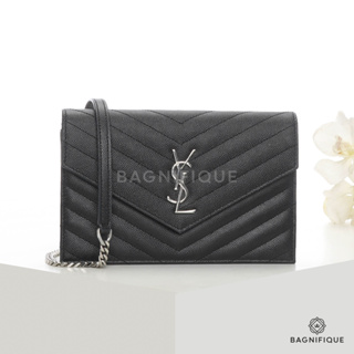 live YSL WOC 7.5_ BLACK CHEVRON SHW