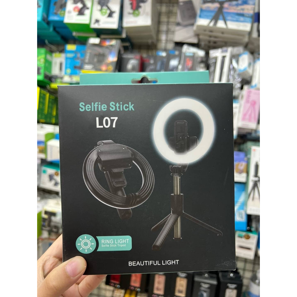 selfie-stick-l07-ไม้เซลฟี่พร้อมไฟled-ไม้เซลฟี่-ขาตั้งพับเก็บได้มีไฟ-ไลฟ์สดได้-ขนาดเล็กพกพาสะดวก-16cm-bt-2703166