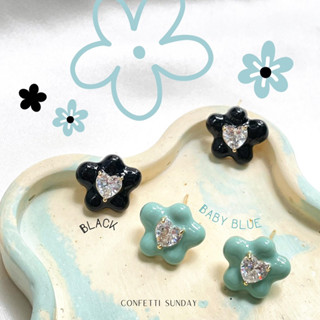 Confetti Sunday Flower Studs Earrings