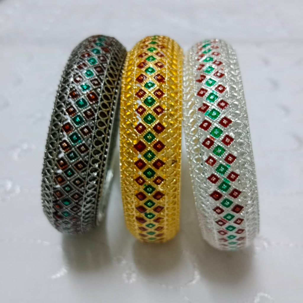 กำไลข้อมือล้านนา-กำไลชาติพันธ์-กำไลเจ้านาง-สินค้าพร้อมส่งจากประเทศไทย