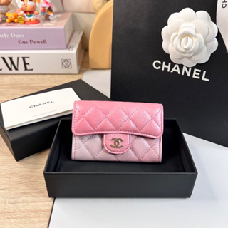 N e w ‼️ C h a n e l  card holder microchip สีชมพูทูโทน ปี 2023 ล่าสุด สภาพใหม่ ไม่เคยใช้งานใดๆเลยค่ะ เพิ่งออกช็อป