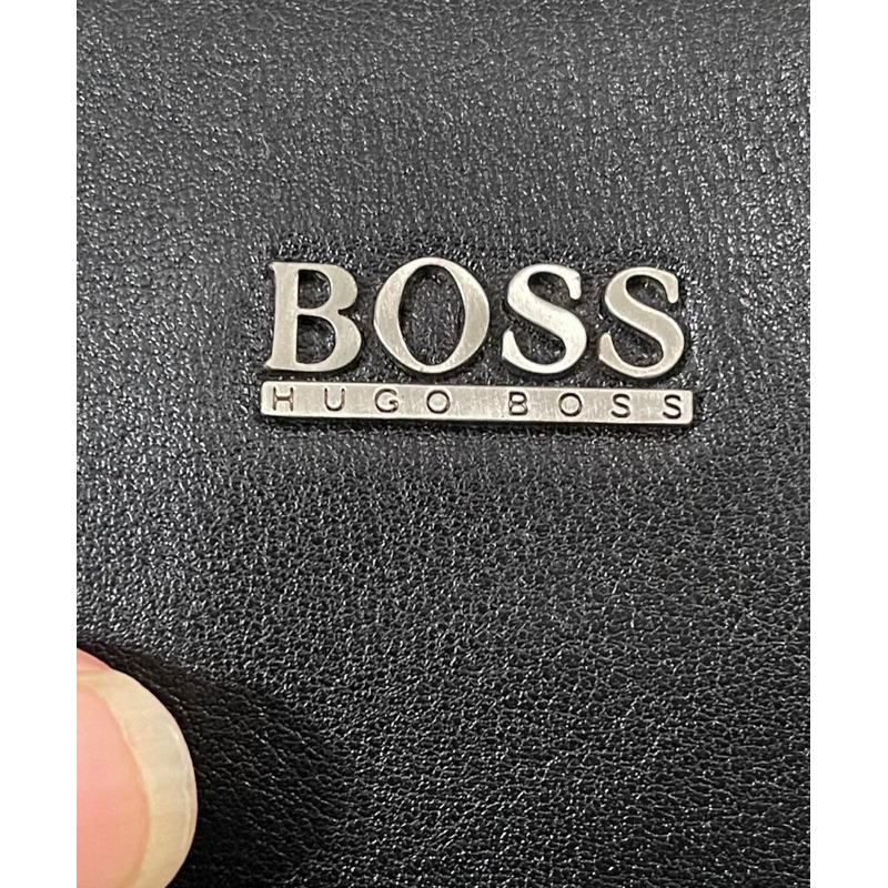 hugo-boss-crossbody-bag-all-leather-black-color-สภาพสวย-ให้9-10
