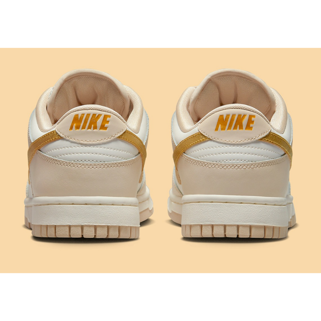 nike-dunk-low-phantom-metallic-gold-w