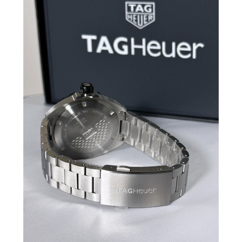 new-tag-heuer-formula-black-dial-watch