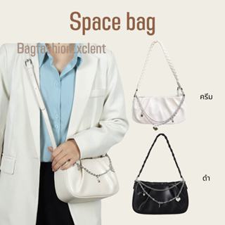 [พร้อมส่ง] กระเป๋า Space bag รุ่นนี้ได้สาย 2 เส้นเลยค่าา เป็นสายสั้นแบบถักน่ารักมากๆ มาพร้อมกับสายยาวเอาไว้ Crossbody ที