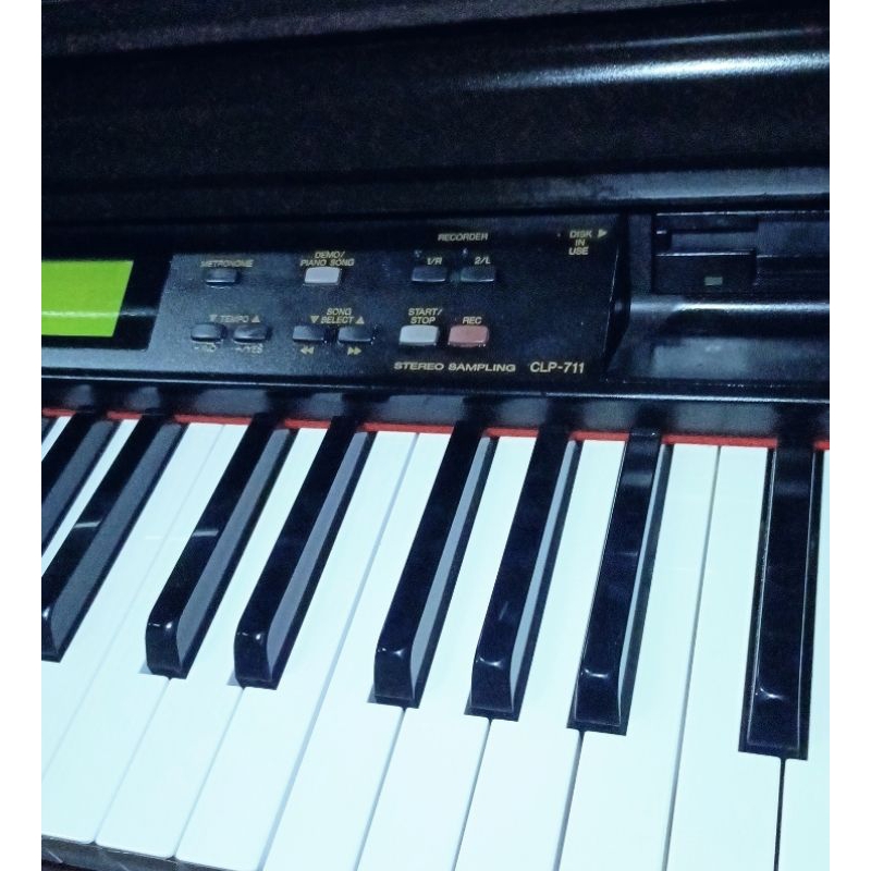 電子ピアノ 中古】 千葉・東京・神奈川・埼玉・愛知限定 配送設置込