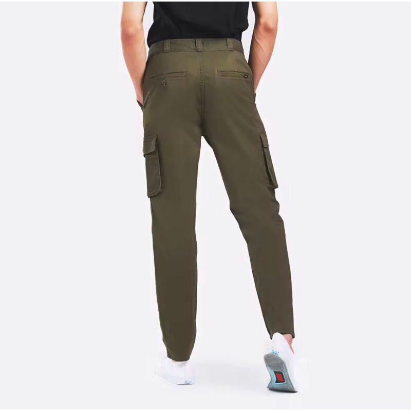 กางเกงขายาวผู้ชาย-lee-เอวกลางกระบอกเล็ก-รุ่น-comfort-tapered