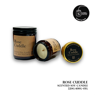 01-Rose Cuddle Scented candle -เทียนหอม กลิ่นกุหลาบแดงและกุหลาบป่าผสมควันอุ่นๆของไม้อุด Scent of Rose + Oud ขนาด 45g/100