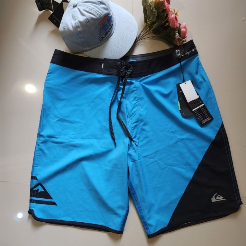 ของแท้-กางเกงว่ายน้ำ-หรือเล่นกิจกรรมทางน้ำ-quiksilver