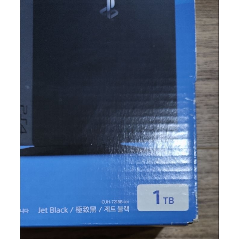 PS4 PRO บอร์ดใหม่ CUH-7218/PS4 SLIM บอร์ดใหม่ CUH-2218  เครื่องอุปกรณ์ครบกล่อง ใช้งานปกติทุกฟังก์ชั่น (มือ2)
