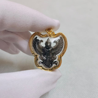 จี้พญาครุฑ เหรียญครุฑ หลวงปู่เส็ง วัดบางนา ปี 2522 เลี่ยมกรอบทองไมคร่อนอย่างดี พร้อมบูชา