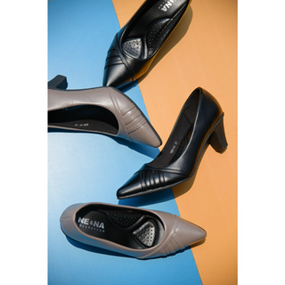 ภาพขนาดย่อของภาพหน้าปกสินค้ารองเท้าเเฟชั่นผู้หญิงเเบบคัชชูส้นปานกลาง No. 688-44 NE&NA Collection Shoes จากร้าน nena_official_store บน Shopee ภาพที่ 4