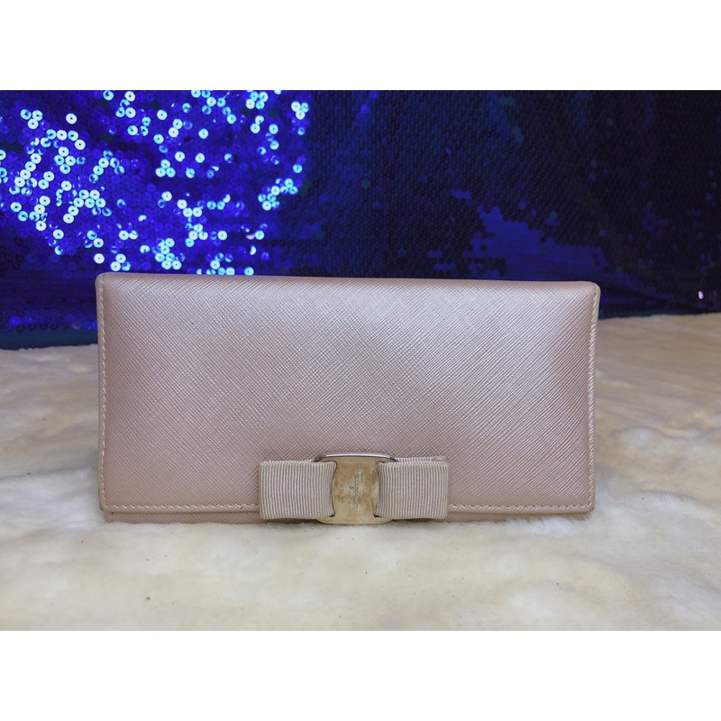 salvatore-ferragamo-miss-vara-bow-wallet-แท้