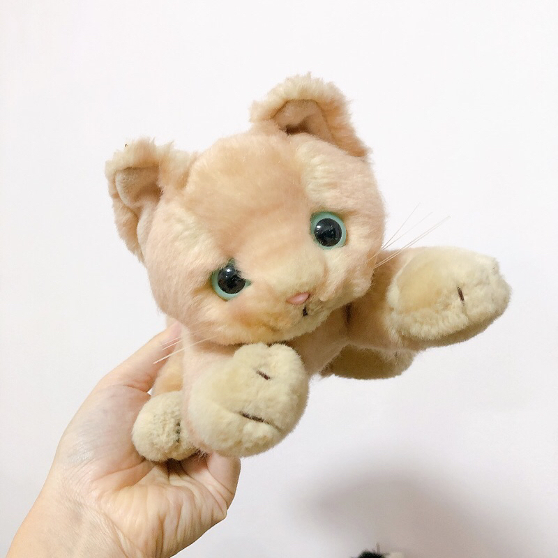 ตุ๊กตาแมวท่านอนสีน้ำตาลอ่อน-วินเทจ-toysrus-animals-alley