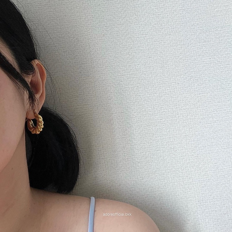 adoreofficial-bkk-spiral-hoop-gold-earring