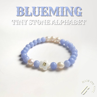 BASE ON YOU - Tiny stone alphabet : BLUEMING (กำไลข้อมือหินนำโชค)