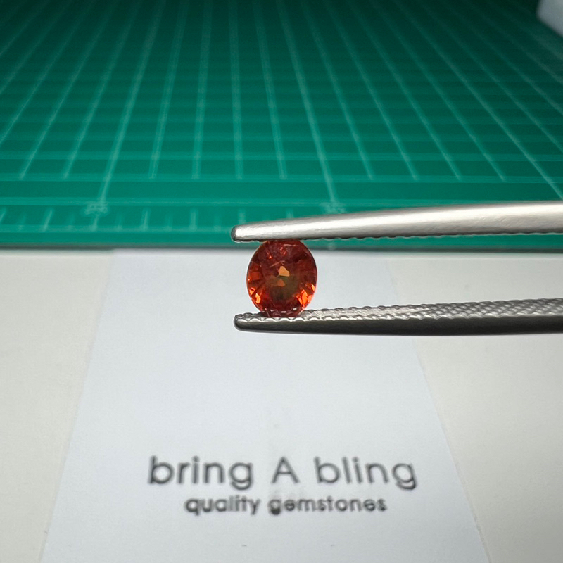 พลอยส้ม-orange-sapphire-จากศรีลังกา-น้ำหนัก-0-5-กะรัต-5-0x4-0mm-พลอยธรรมชาติ