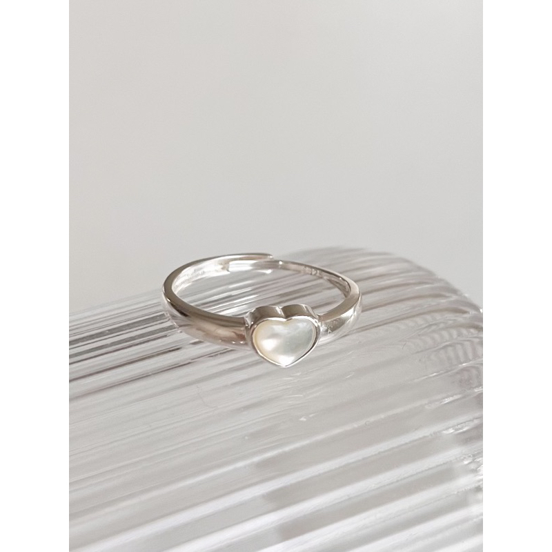 โค้ด-x8sfxj-ลด-20-a-piece-แหวนเงินแท้-all-silver-925-heart-shell-ring-481