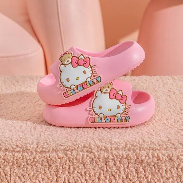 พร้อมส่ง-ราคาถูกทีสุด-รองเท้าแตะลายด้านข้าง-sanrio-น่ารักๆ