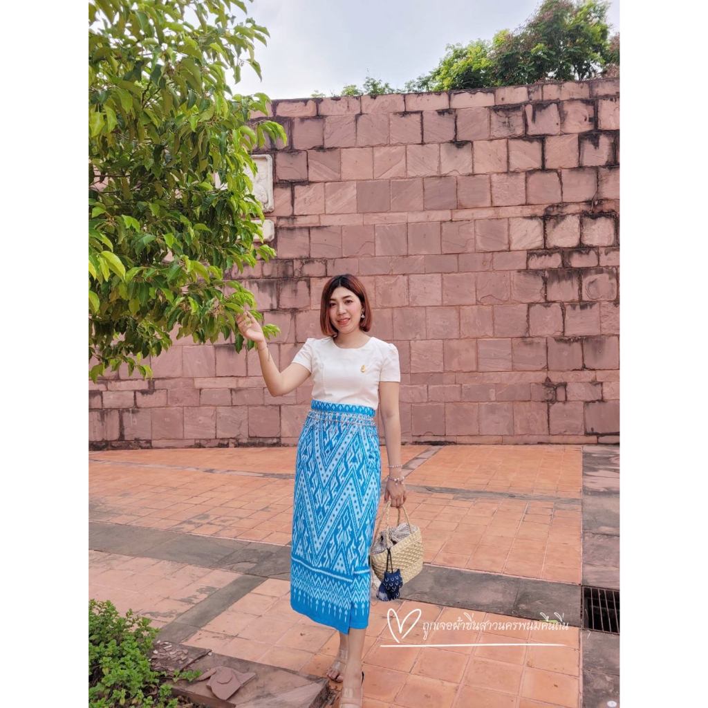 ผ้าถุงสำเร็จลายลิซ่า ผ้าฝ้ายพิมพ์ลาย เชือกผูกข้าง สีสวยสดใส ส่งไว By นครพนม พร้อมส่ง มุมมองที่ 5