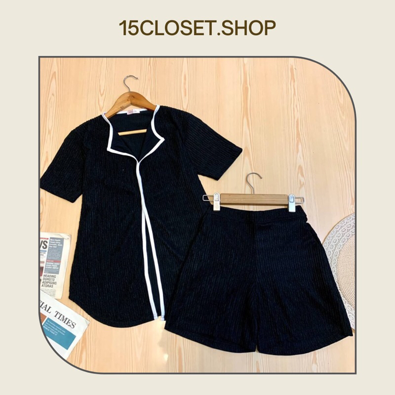ชุดเซตเสื้อแขนสั้นผ่าด้านหน้า-งานตัดขอบขาว-กางเกงขาสั้นเอวยางยืด-งานป้าย-pukluk