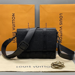 กระเป่าสะพายข้าง  Louis Vuitton งานออริหนังแท้* size 23cm