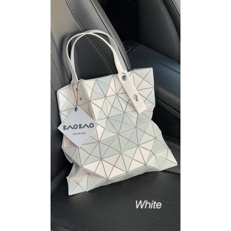 bao-bao-issey-miyake-lucent-6x6