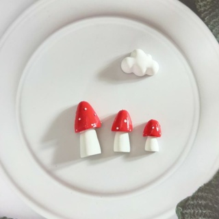 magnet 🧲 red mushroom. เห็ดสีแดง. set 3 ชิ้น (งานปูน)