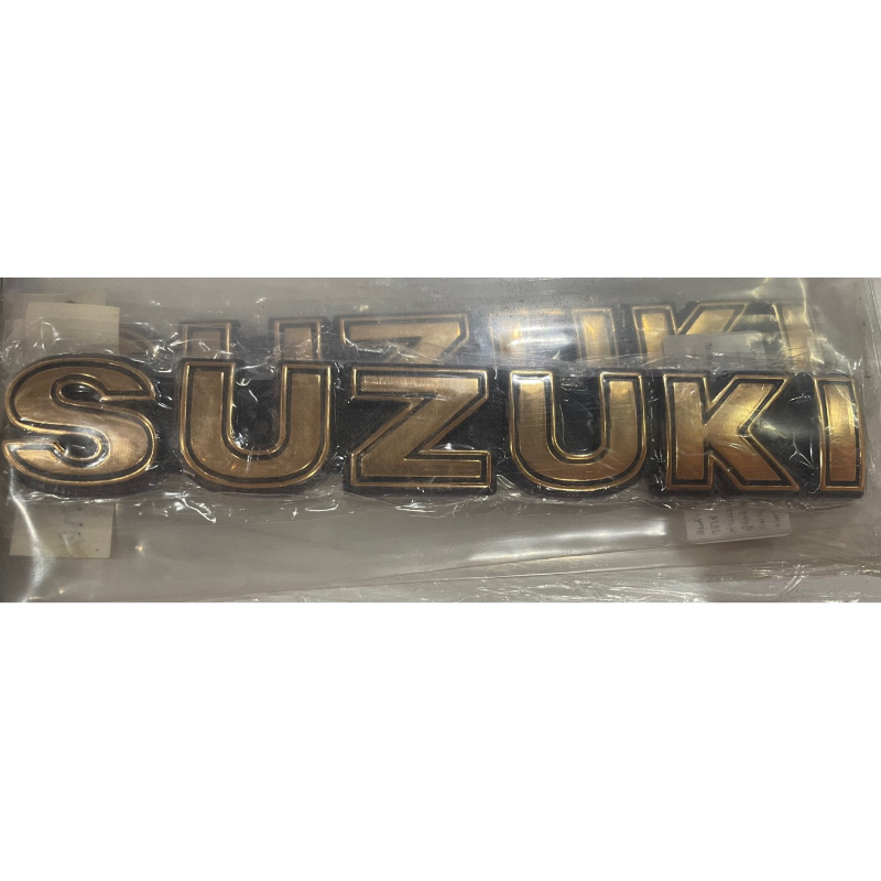 โลโก้ถัง-ตัวนูนสีทอง-suzuki-ซ้าย-ขวา